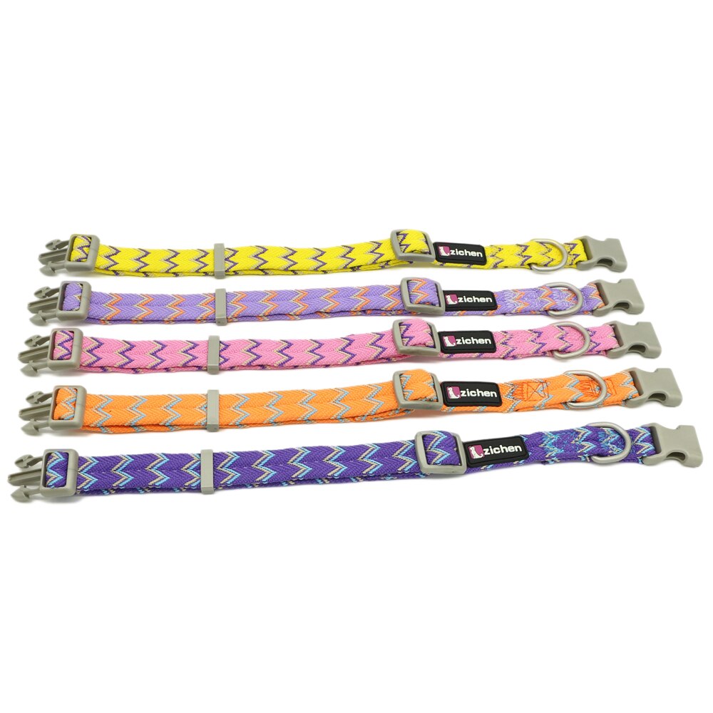 Striking collar and lead set, with comfortable handle for small to extra large breeds