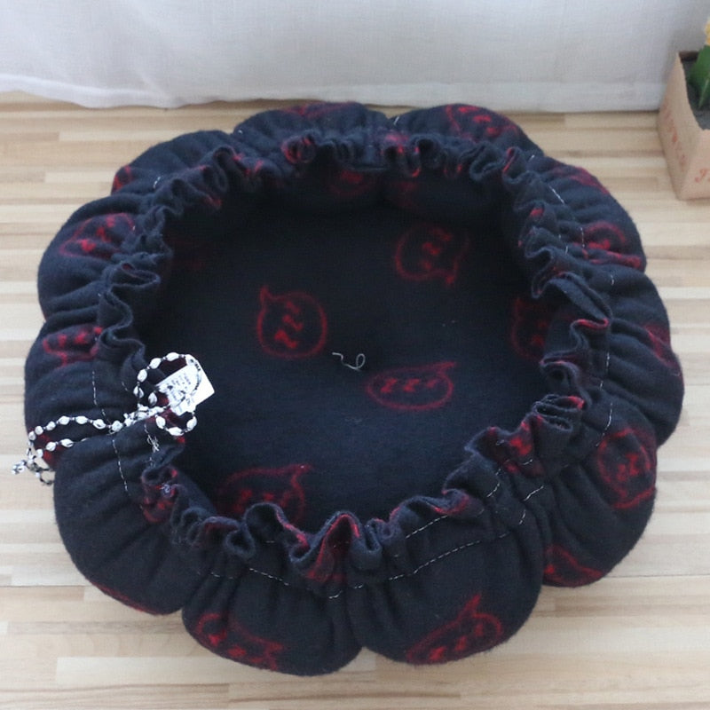 Round Plush Bed, With Adgustable Sides